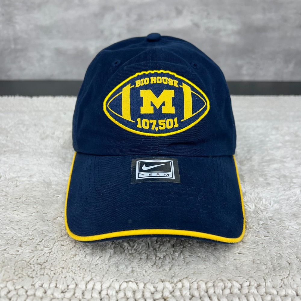 Nike Team Michigan Wolverines Strap Back Hat OSFA Dead Stock Dad Cap Big House